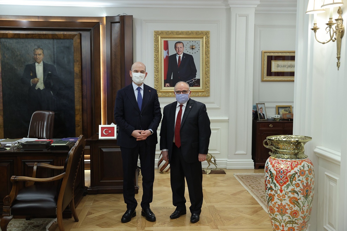 bakansoyluziyaret--3-.jpg