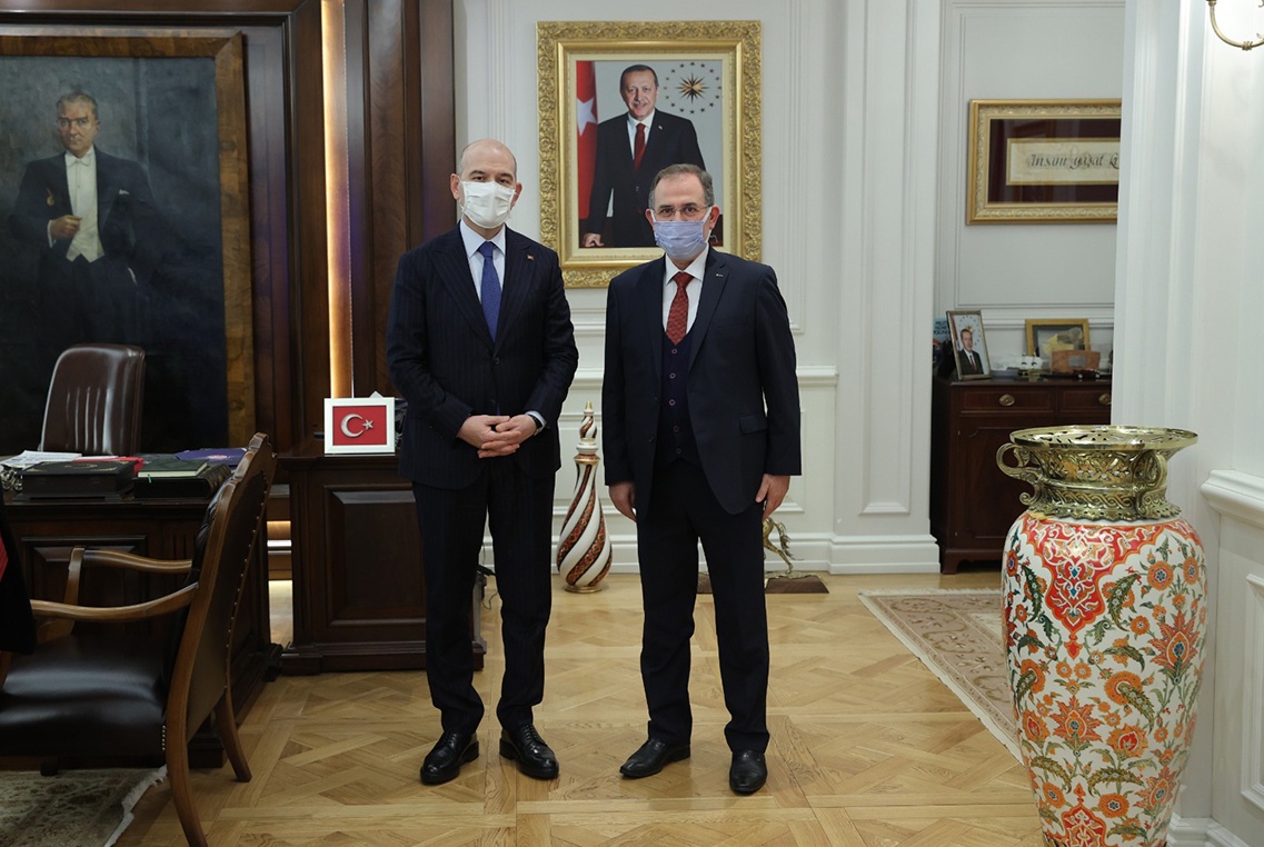 bakansoyluziyaret--5-.jpg