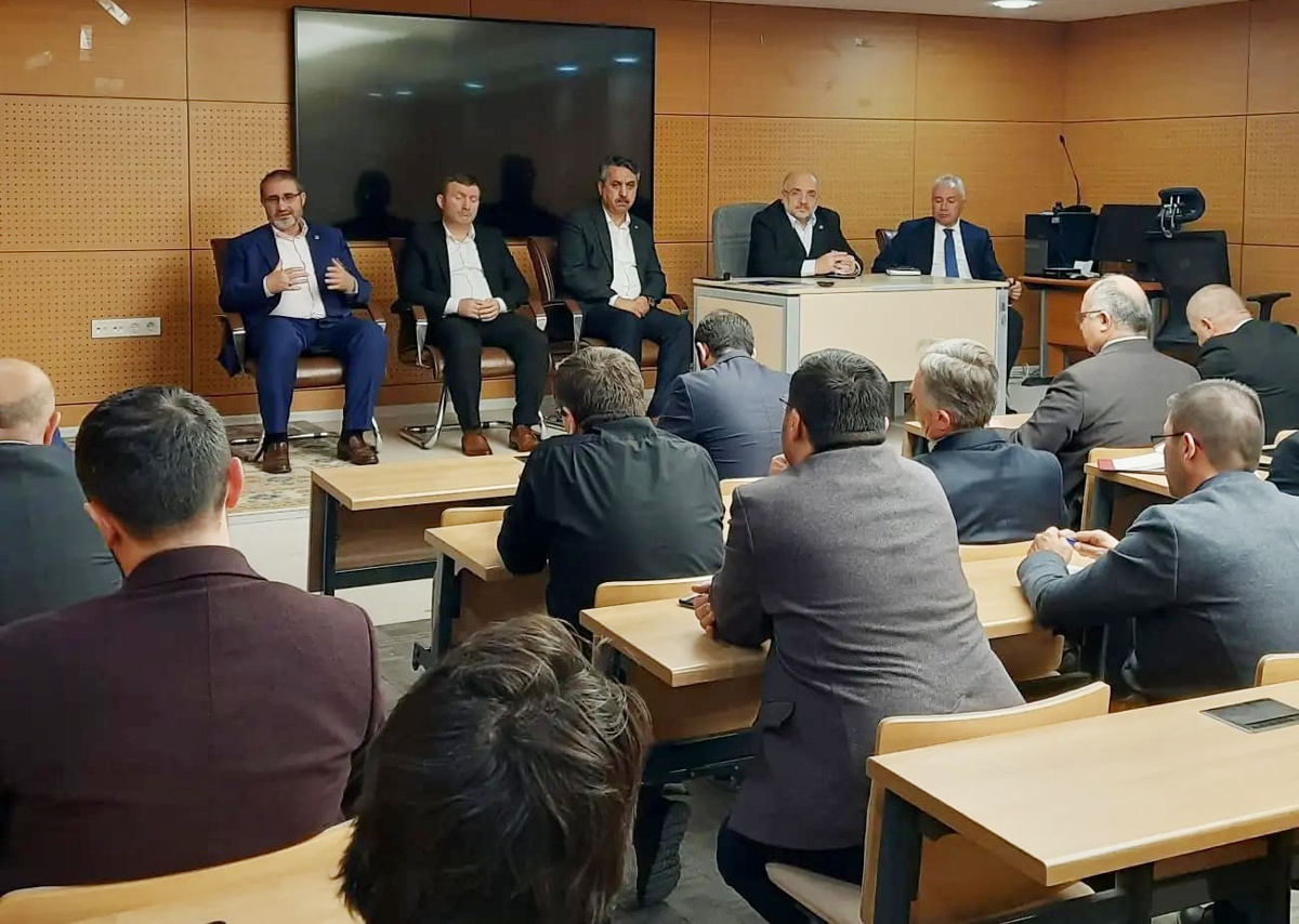 baskanlikistisare4.jpg