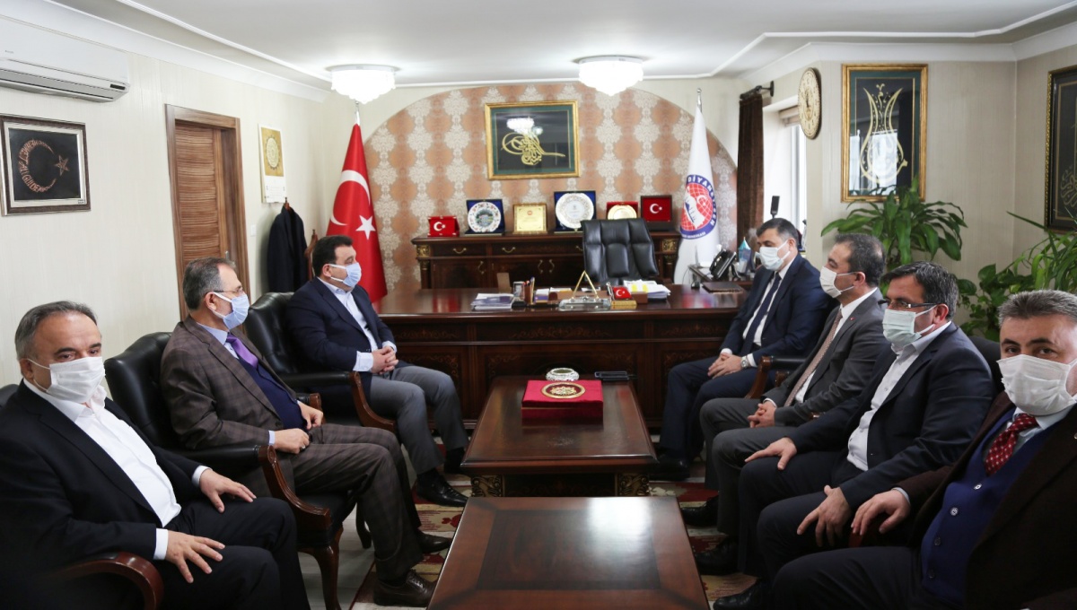 corumvalirektorziyaret--1-.jpg