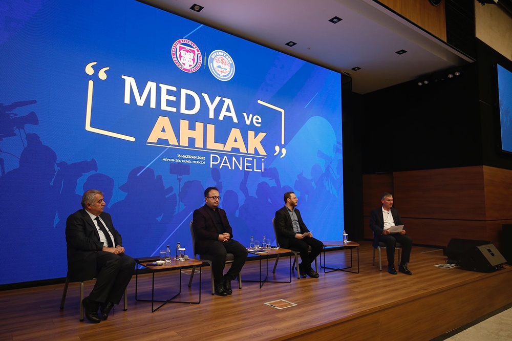 medyaahlakpaneli--22-.jpg